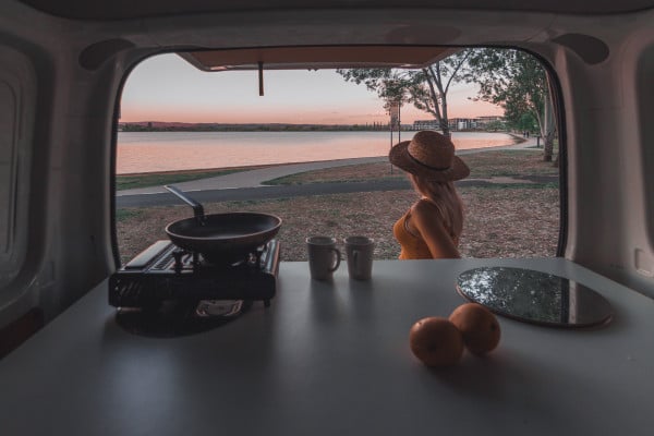 breakfast-campervan-view