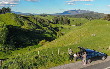 ten ways to save money on your car rental COVER