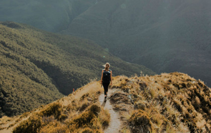 top 5 day walks in queenstown COVER