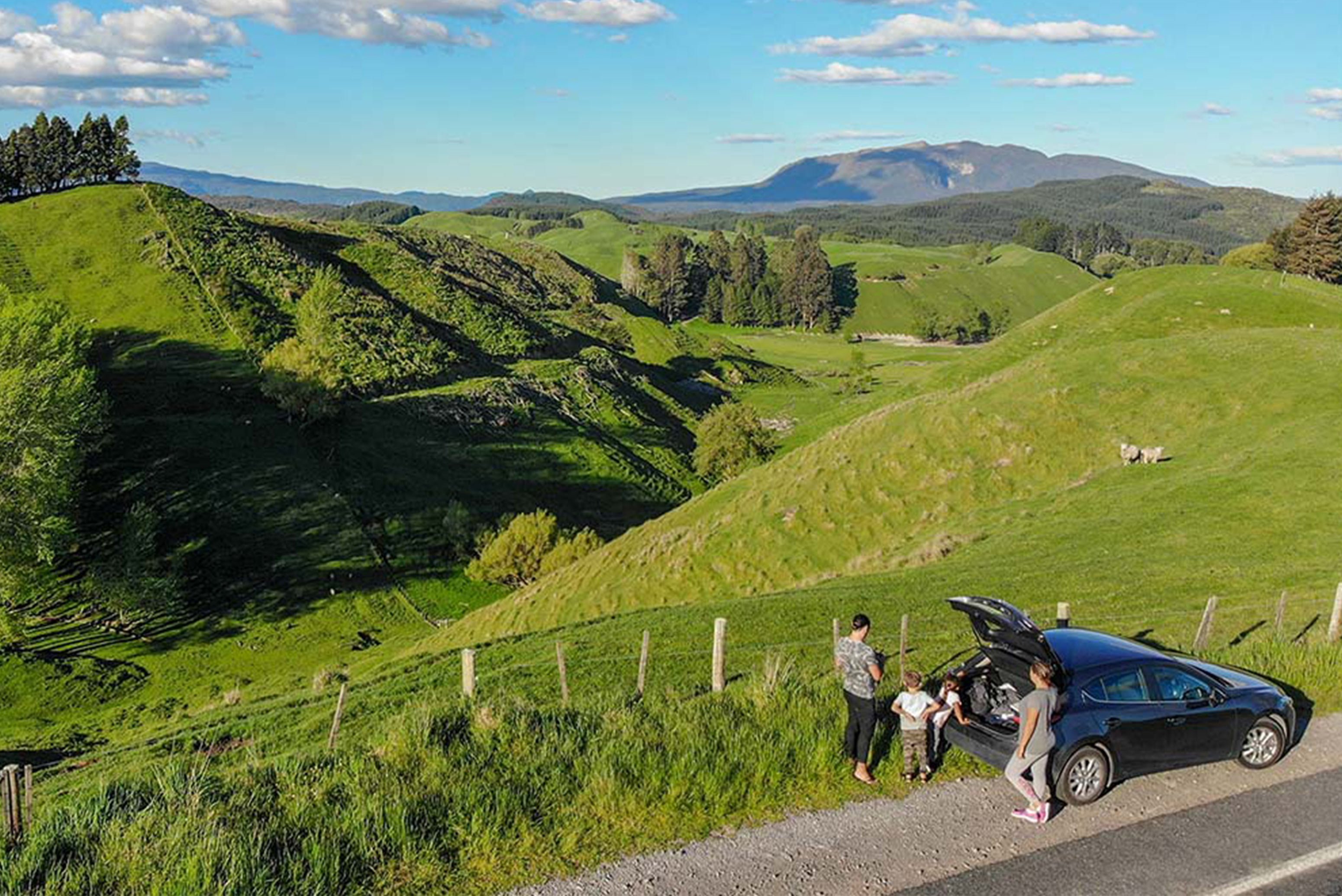 ten ways to save money on your car rental COVER