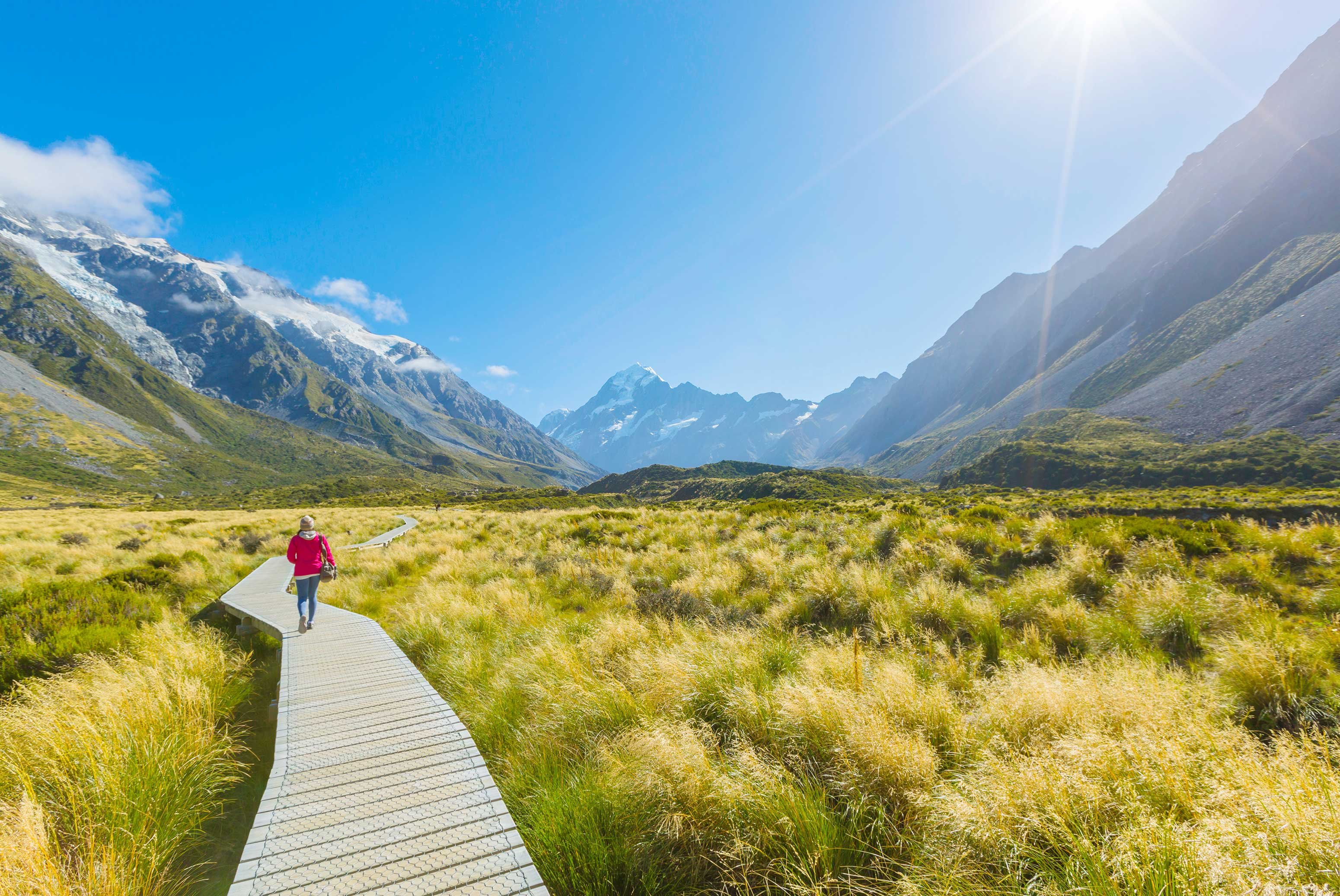 The South Islands best one day hikes COVER