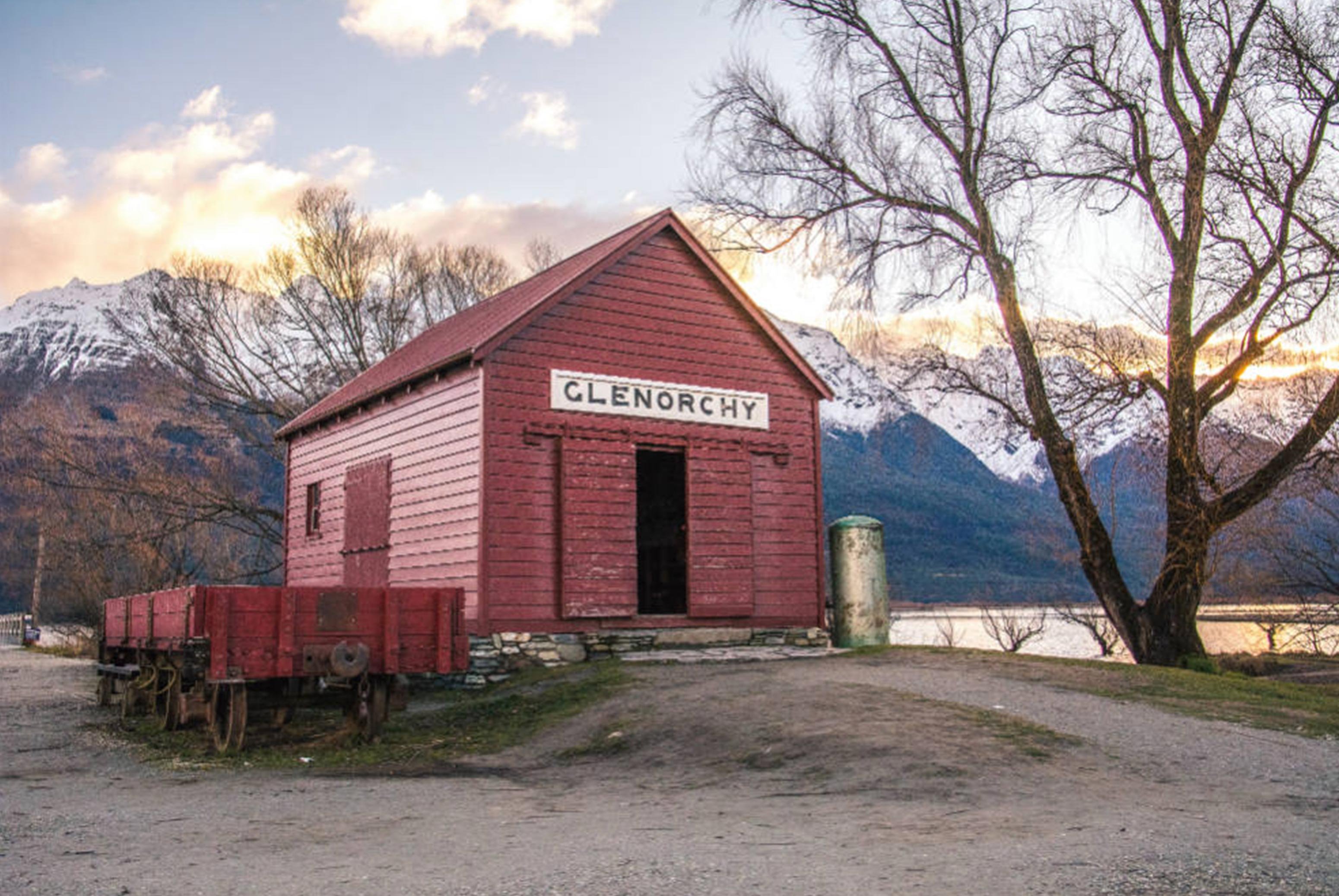 one week in queenstown with a camper COVER