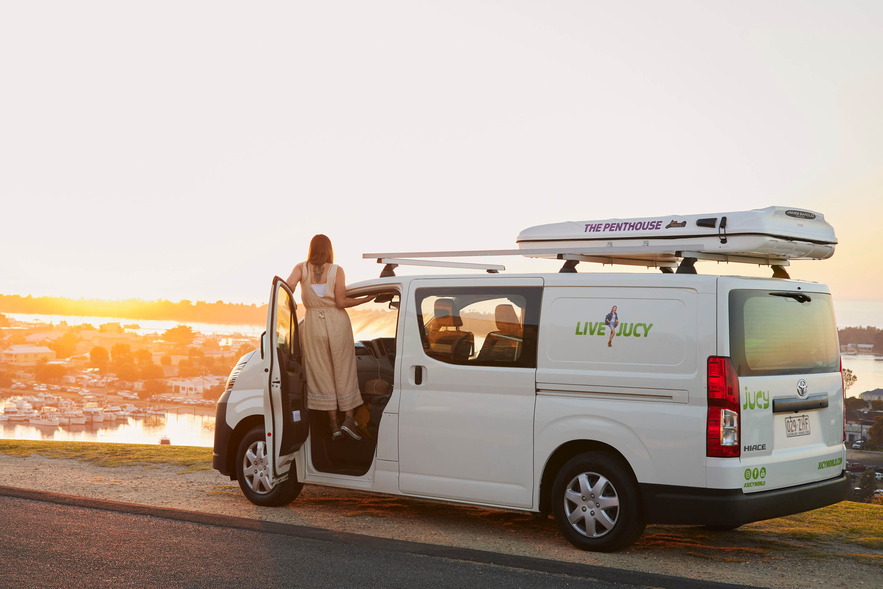 4 Berth Compass